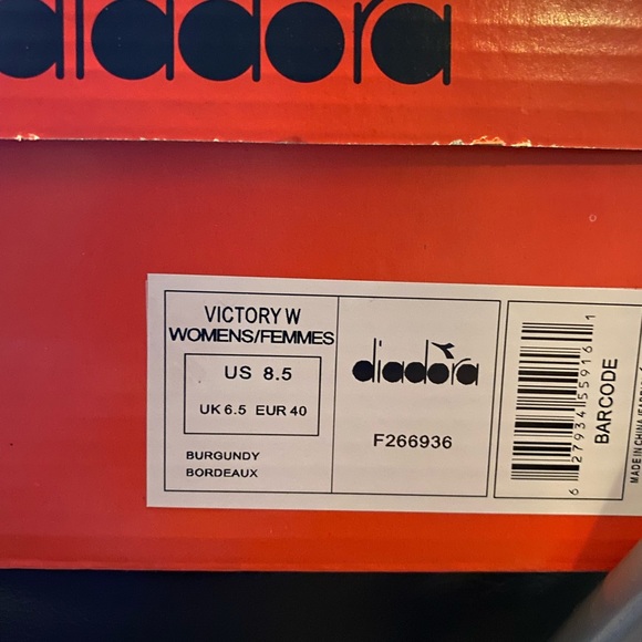 Womens soccer cleats - Picture 6 of 7